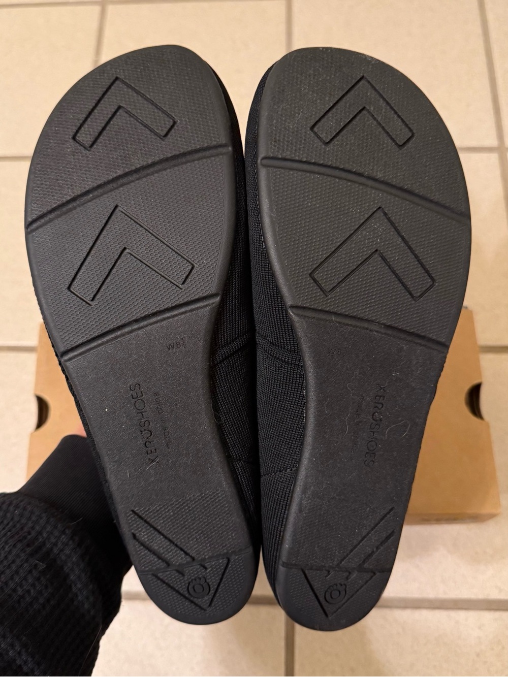 Xero Shoes Phoenix Black Knit Womens Flats - Black - Picture 2 of 3
